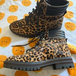 Timberland Leopard boots